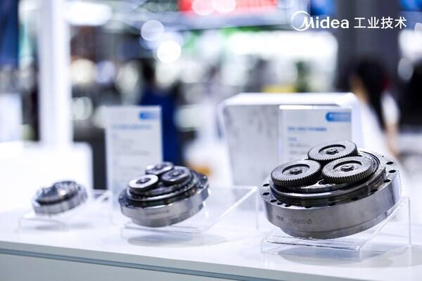 数智融合 驱动美好工业 美的工业技术携多款新品亮相2024工博会(图2)