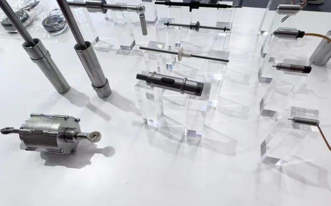 人形机器人板块涌入35亿资金大涨的人形头部企业都是什么来头
