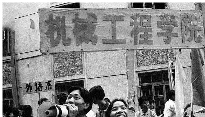 93年一名犯人研究“无刷电机”成功审判长：死刑改为有期徒刑(图3)