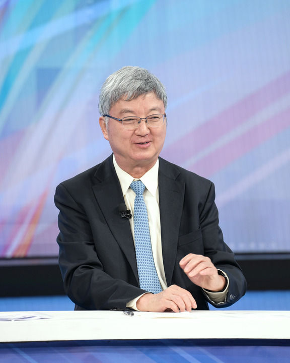 让民营企业在广阔前景中大显身手——“中国经济圆桌会”共话民营企业新发展(图5)