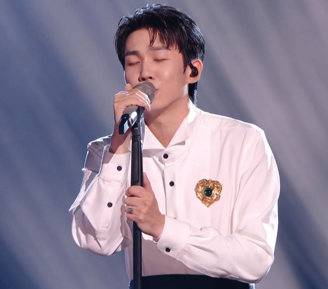 《歌手》第3期：陈楚生致敬袁惟仁断眉嘴上客气、下手却不留情(图4)