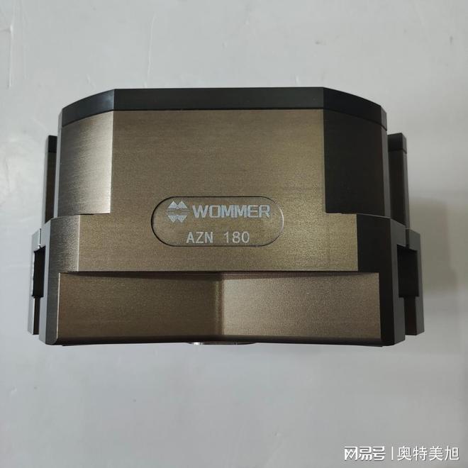 选工业机器人夹爪搬运装配成本一降再降