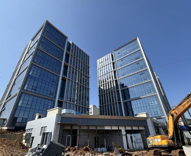 布局机器人产业青岛人工智能科技创新中心年内投用