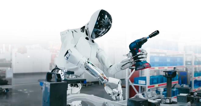 突发特讯！小鹏IRON机器人发布后马斯克点赞引发高度关注(图7)