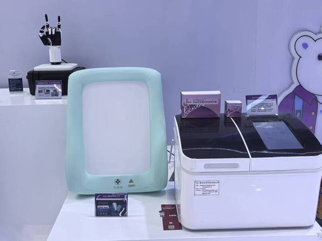 既观“人体”又望“宇宙” 深圳高校高交会上的创新边界与人文温度(图5)