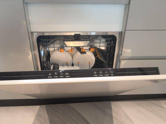 【动态】中环铂樾售楼处 中环铂樾官方发布：热销揭秘!(图8)