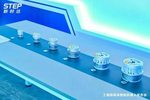 工规级具身智能“SYNDA R1”构建工业智能生产力技术飞轮的起点(图5)