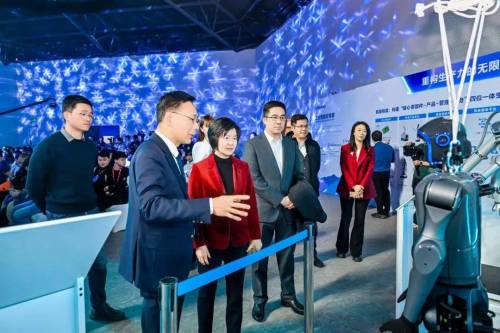 工规级具身智能“SYNDA R1”构建工业智能生产力技术飞轮的起点(图9)