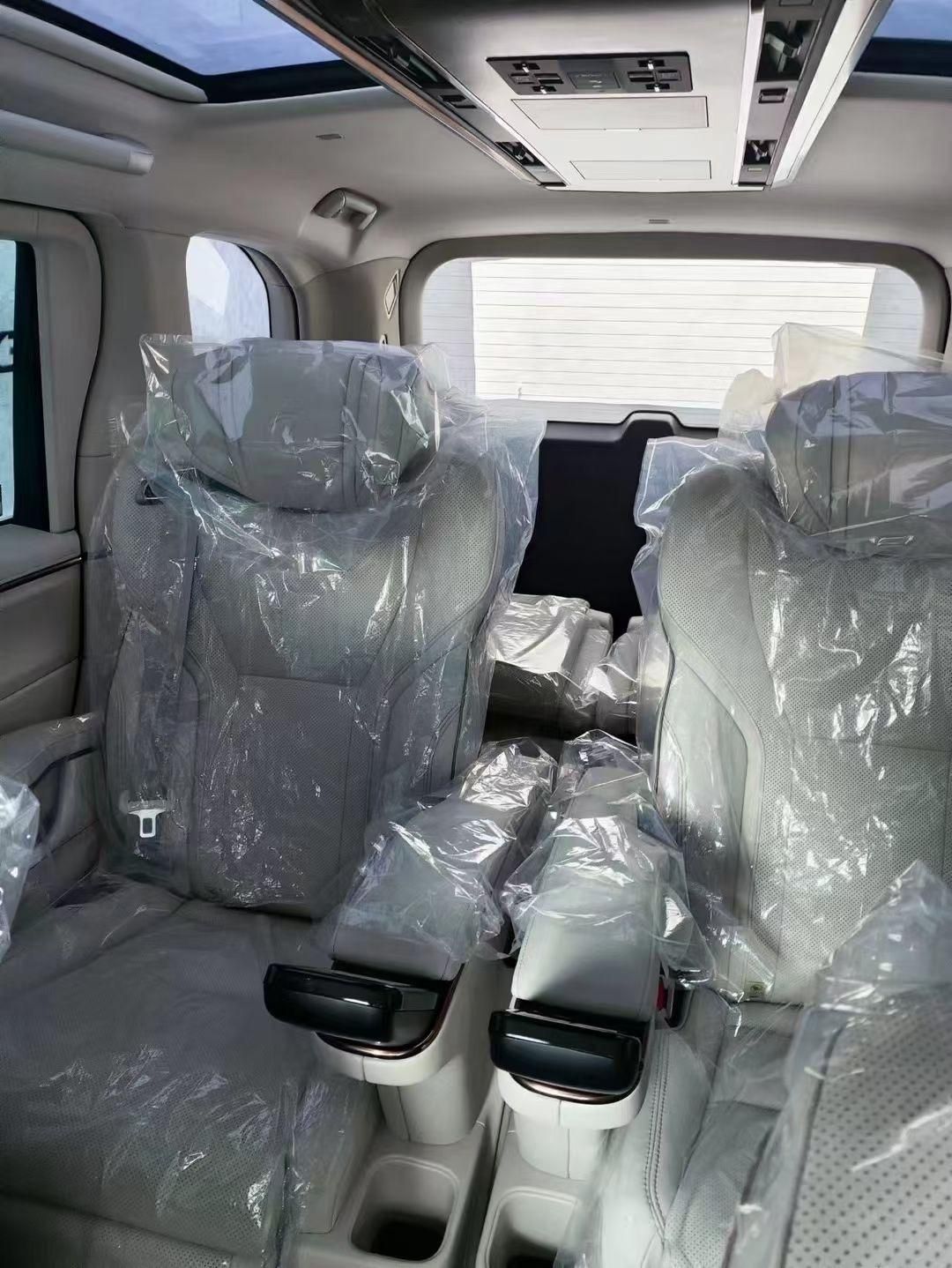 25款雷尔法lm500白黑6座125万天津港提车价格多少全国联保(图8)