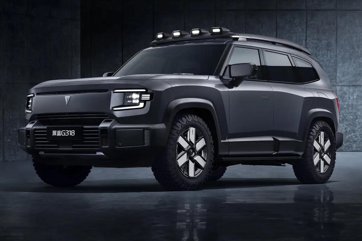 深蓝G318正式上市有四驱双电机价格非常亲民