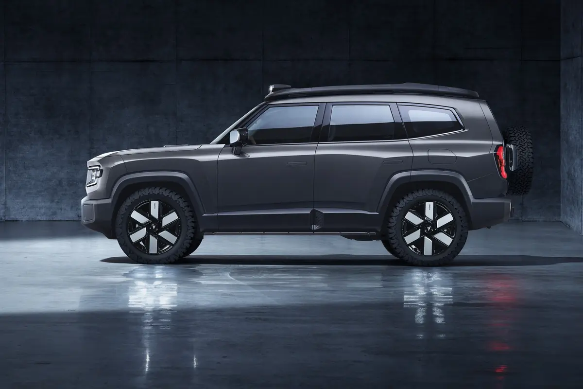 深蓝G318正式上市有四驱双电机价格非常亲民(图2)